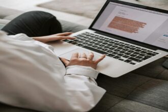 Como Ganhar Dinheiro na Internet: 5 Formas Reais Para Começar Hoje destaque como ganhar dinheiro na internet formas reais para começar hoje