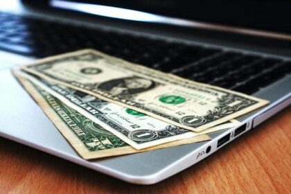 formas de ganhar dinheiro na internet